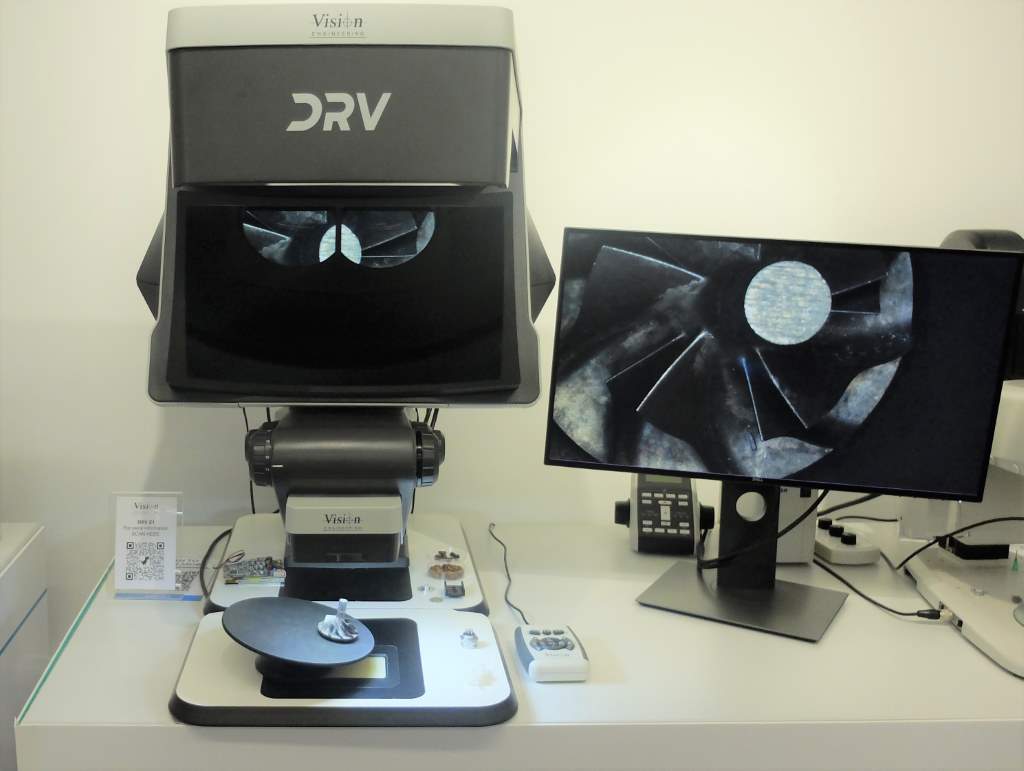 5.	The innovative DRV Stereo CAM can record 3D stereo digital inspections and live stream them in to other connected DRV machines