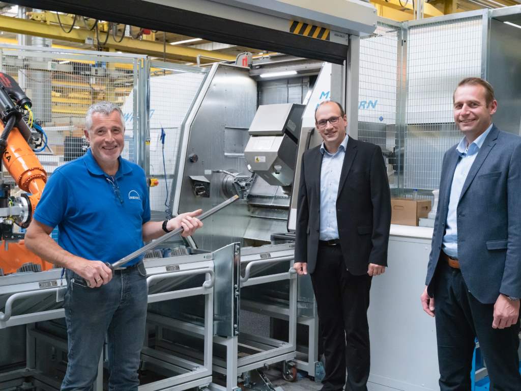 . (L-R) Foreman, complete machining Wolfgang Neukäufer; Martin Wimmer, head of production, vehicle transmissions; and Stefan Müller, production manager, vehicle transmissions